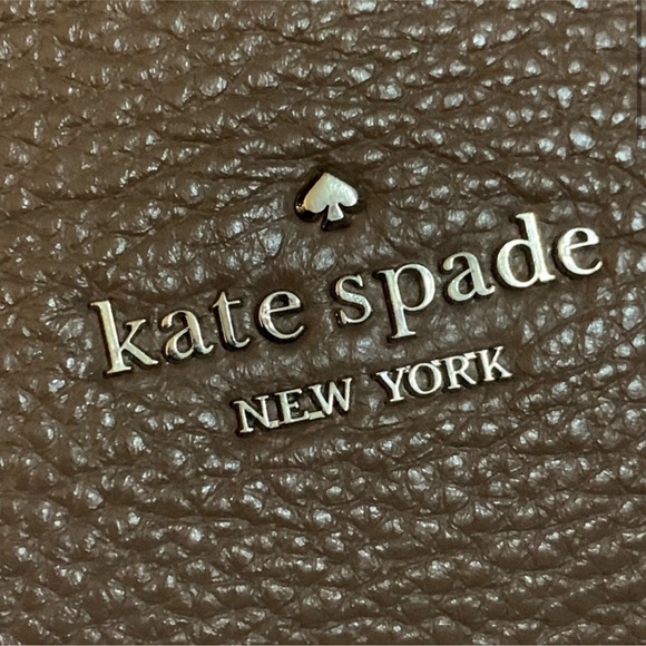 kate spade Handbags - Kate Spade New York Leather Shoulder Bag